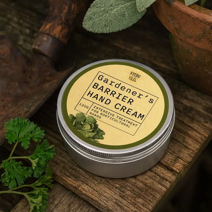 Willowherb November Gardening Box - The Gift Edit